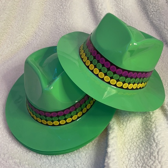 MARDI GRAS PARTY HATS | Green - Picture 1 of 2